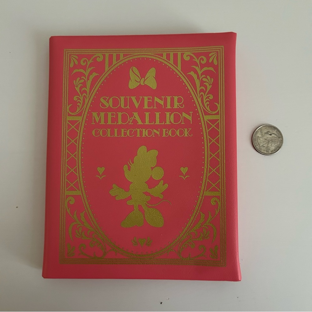 Tokyo Disney Park Japan Souvenir Medallion Collection Book Pressed Coins - Picture 12 of 12